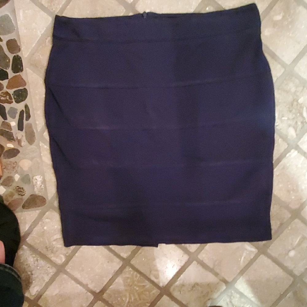 Navy Blue Thalian Knee Length Pencil Skirt